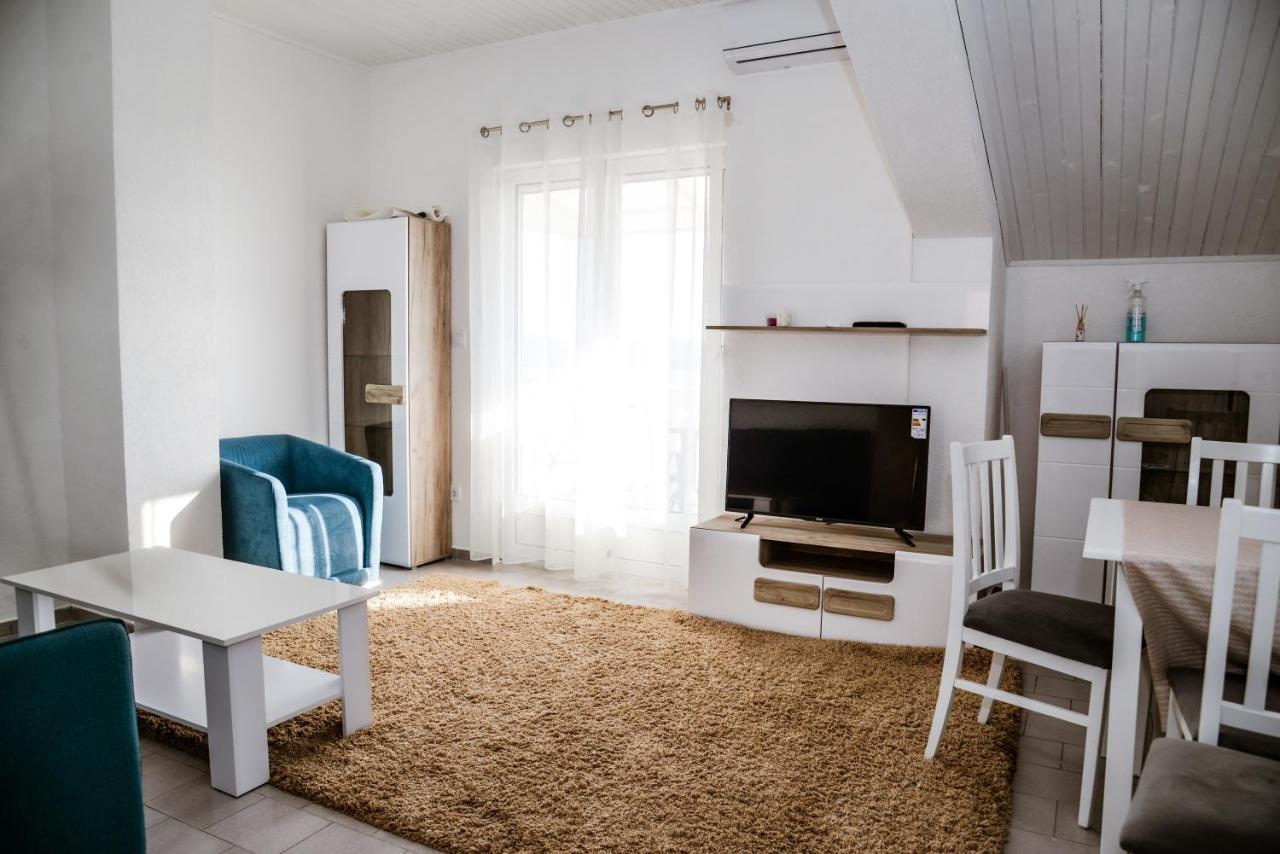 Iker Apartments Tivat Luaran gambar