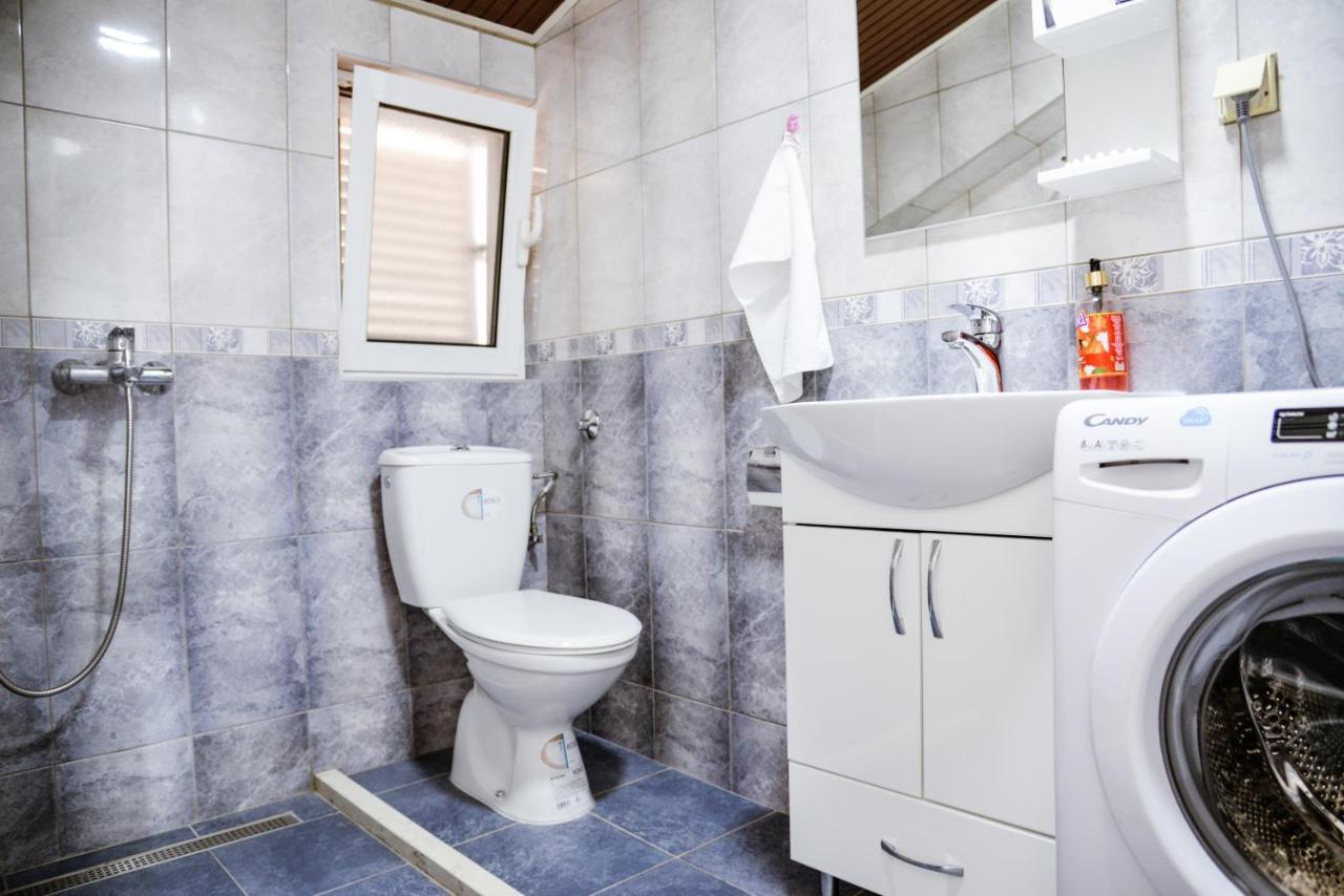 Iker Apartments Tivat Luaran gambar