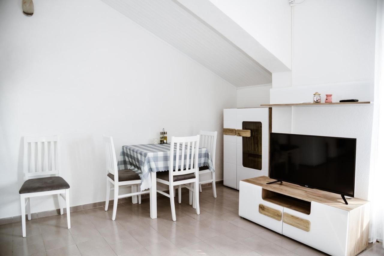 Iker Apartments Tivat Luaran gambar