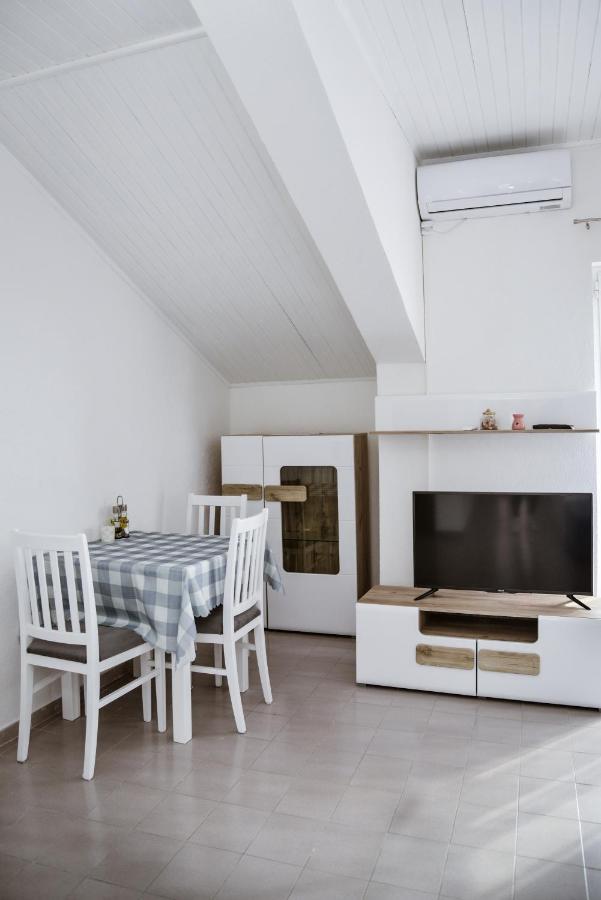 Iker Apartments Tivat Luaran gambar