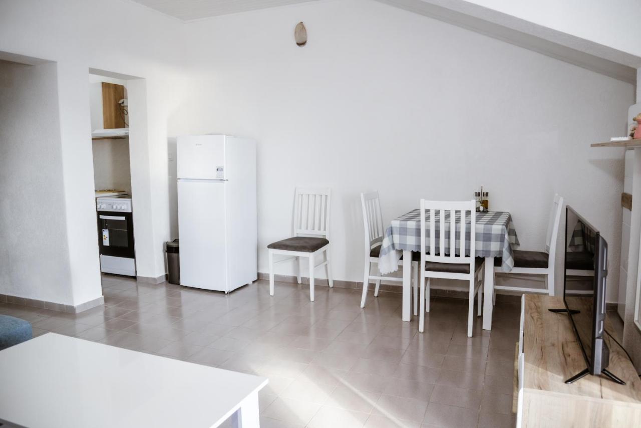 Iker Apartments Tivat Luaran gambar