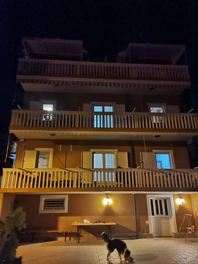 Iker Apartments Tivat Luaran gambar
