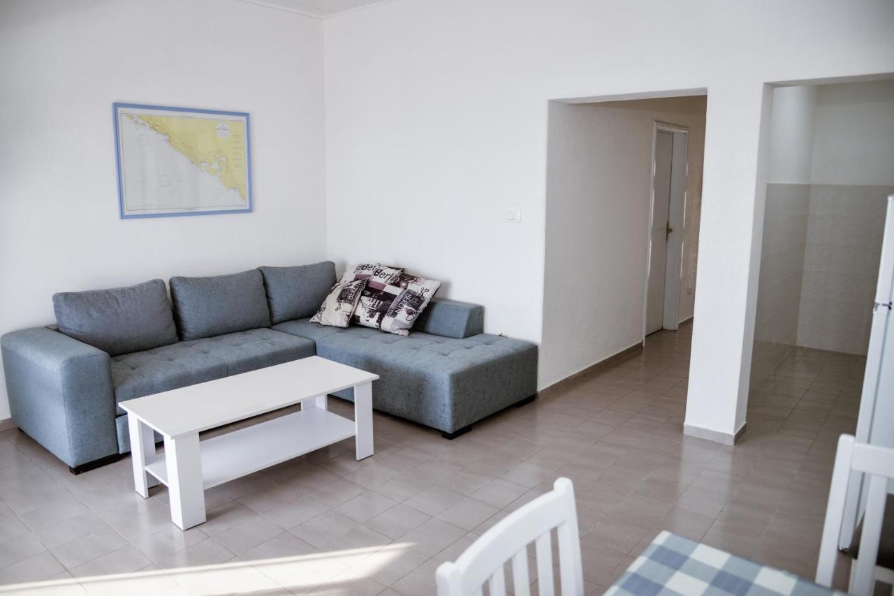 Iker Apartments Tivat Luaran gambar
